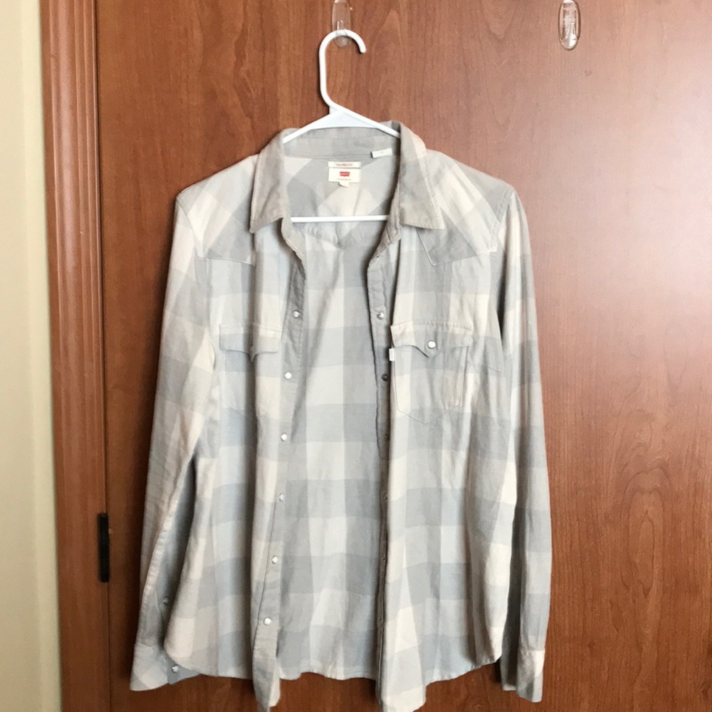 Levi’s button down shirt